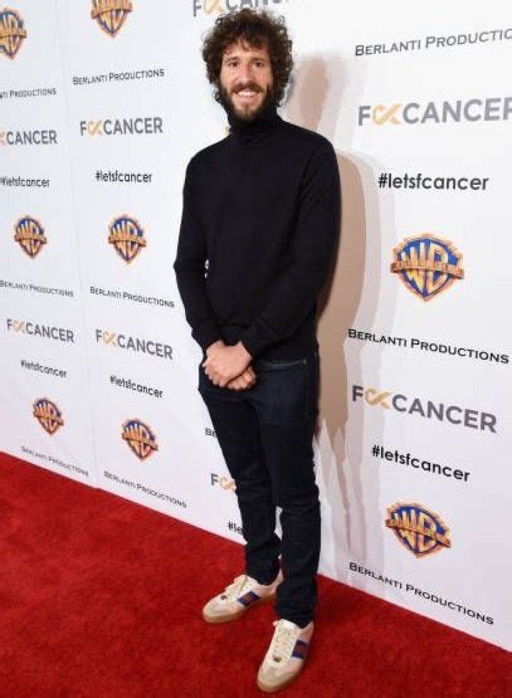 Lil Dicky Height, Weight, Net Worth, Age, Birthday, Wikipedia, Who, Nationality, Biography