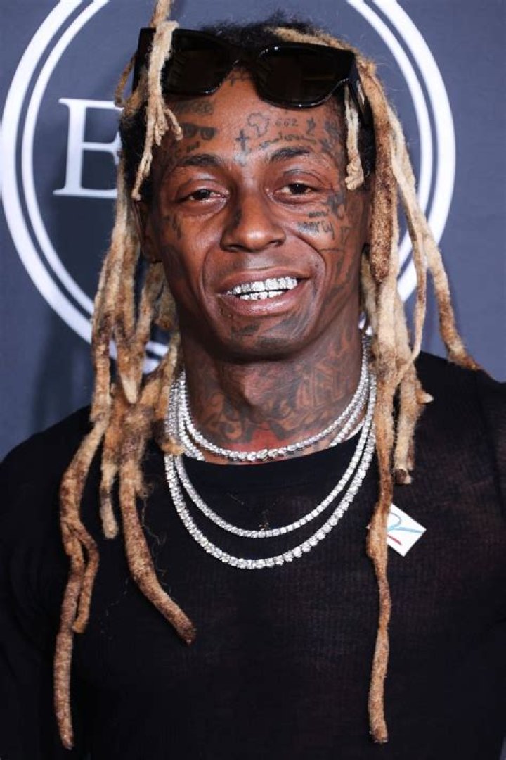 Lil Wayne Height, Weight, Net Worth, Age, Birthday, Wikipedia, Who, Nationality, Biography