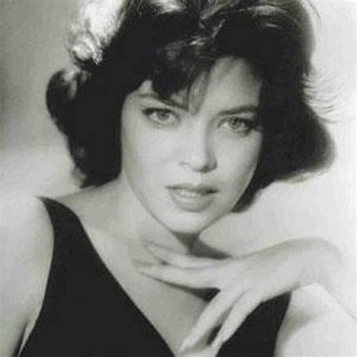Linda Lawson (actress)
