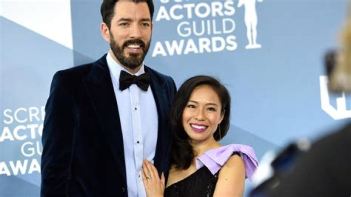 Linda Phan Net Worth: Bio, Wiki, Age, Height, Family, and Drew Scott
