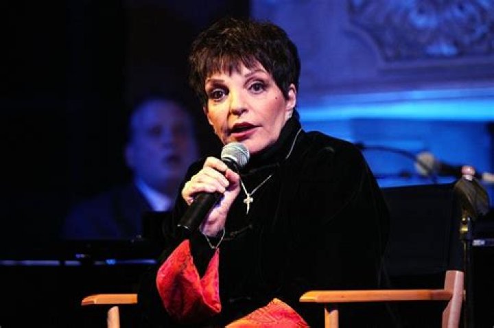 Liza Monelly Net Worth