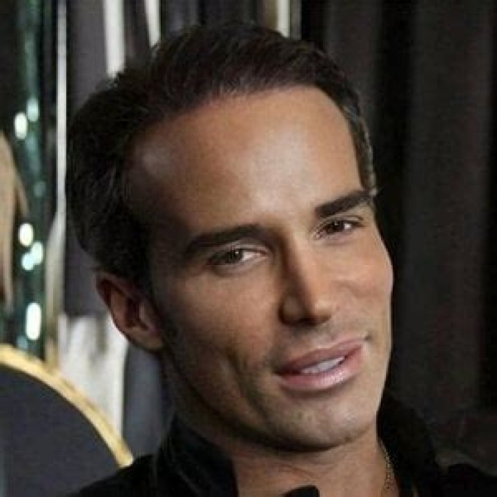 Lloyd Klein Net Worth