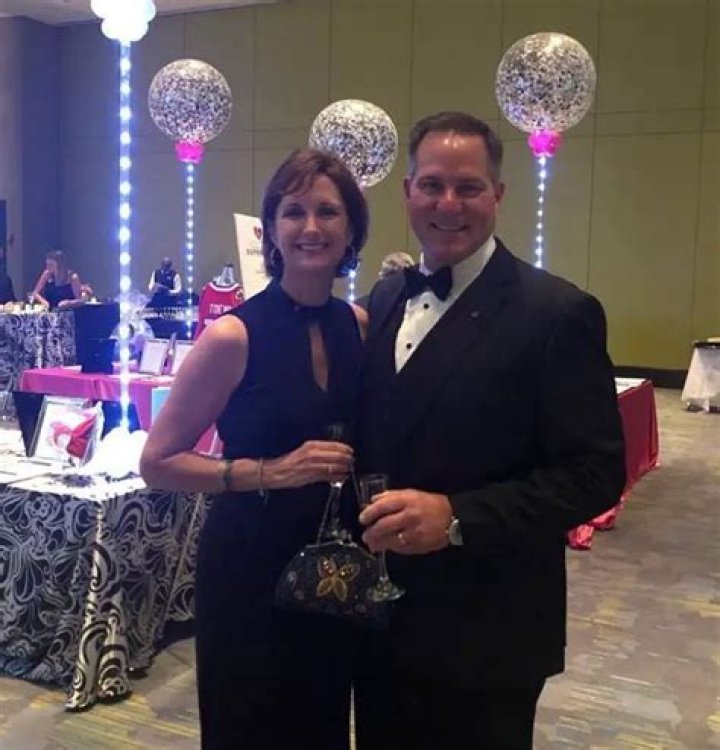 Lou Manfredini Net Worth