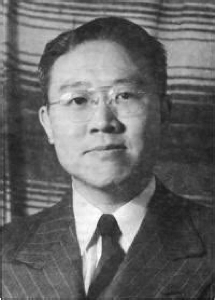 Luke Chia-Liu Yuan