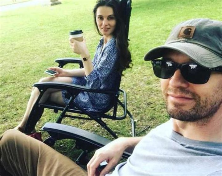 Luke Mably Net Worth, Wife, Age, Wiki, Height, Biography, Instagram, Ethnicity