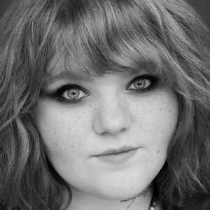 Mackenzie Thomas Net Worth