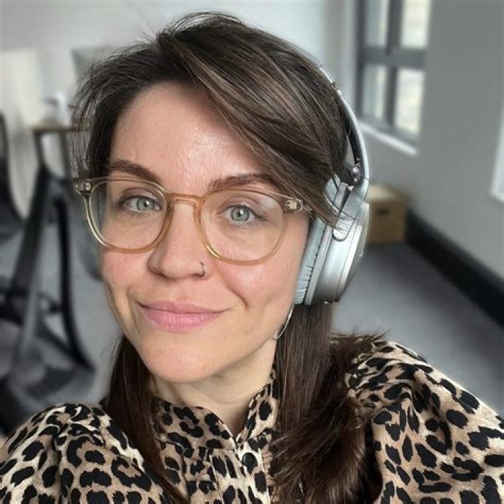 Marianne D’Vaz Net Worth