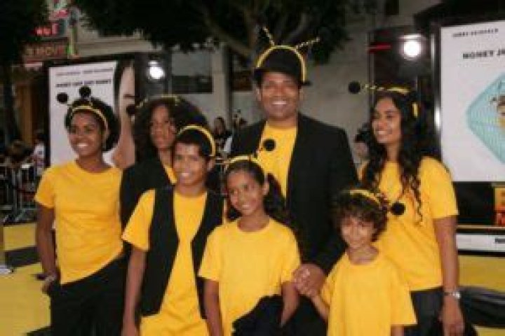 Mario Van Peebles is Married to Wife: Chitra Sukhu. Kids