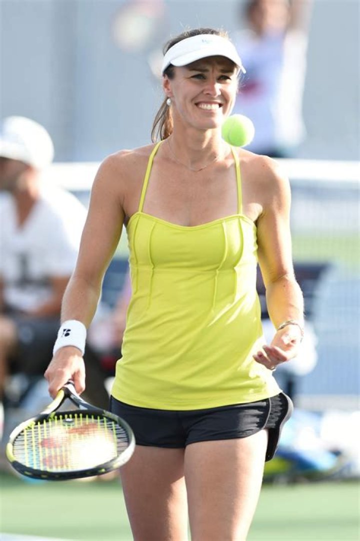 Martina Hingis Height, Weight, Measurements, Bra Size, Shoe Size