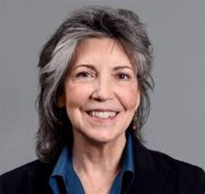 Mary Davis Net Worth