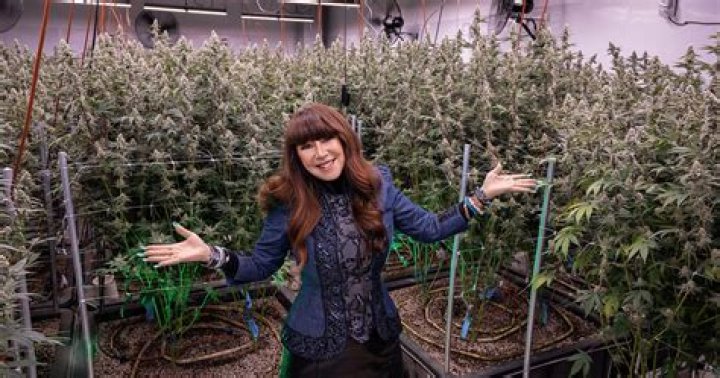 Maxine Fensom Net Worth