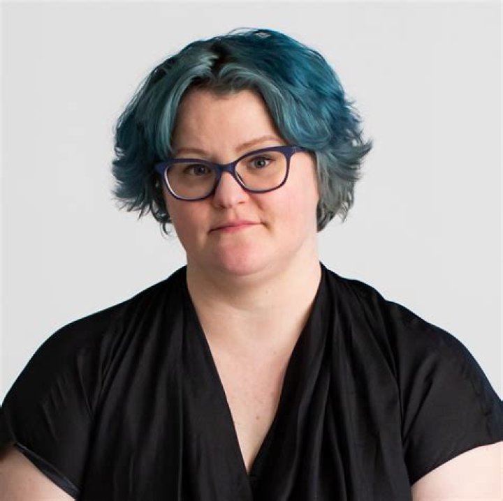 
Meet Emily Nagoski From The Principles Of Pleasure, PhD Holder Sex Educator Stars In Netflix’s New Show 