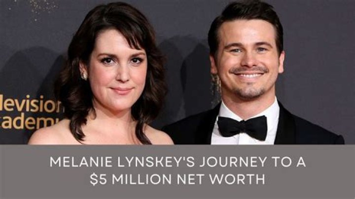 Melanie Lynskey: dating, net worth, tattoos, smoking & body measurements