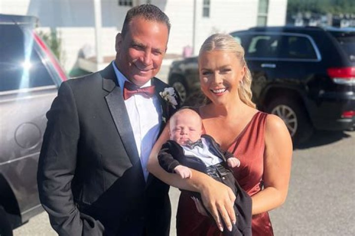 Mia Goodwin Biography, Wikipedia, Husband Family Age And Cause Of Death- Details About The Officers Husband And Family