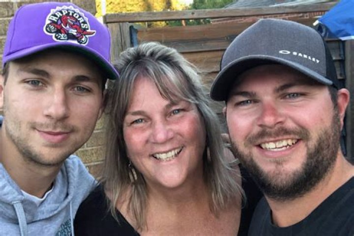 Michael Bunting Parents: Meet Andy and Lynda Bunting