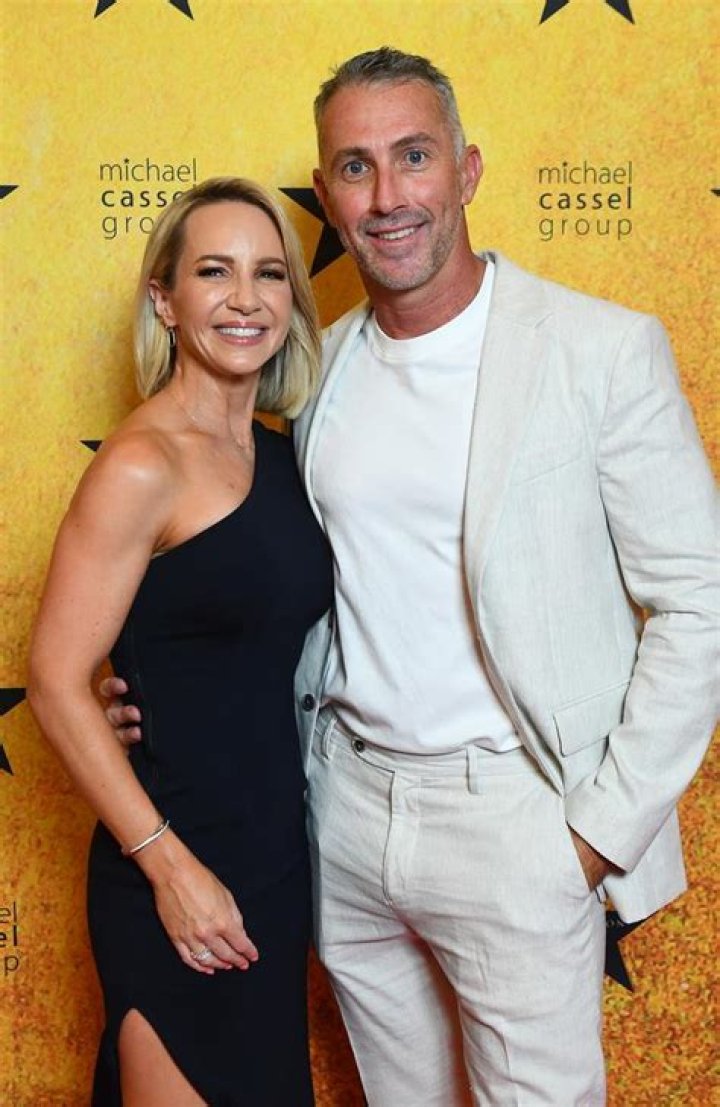 Mike Blowers Height, Weight, Net Worth, Age, Birthday, Wikipedia, Who, Nationality, Biography