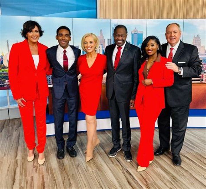 Mike Nicco (ABC 7) Meteorologist, Bio, Wikipedia, Age, Wife, Son, Family, Height, Salary and Net Worth.