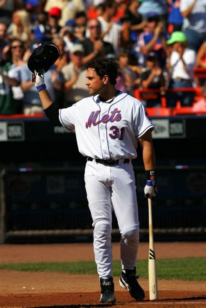 Mike Piazza Net Worth