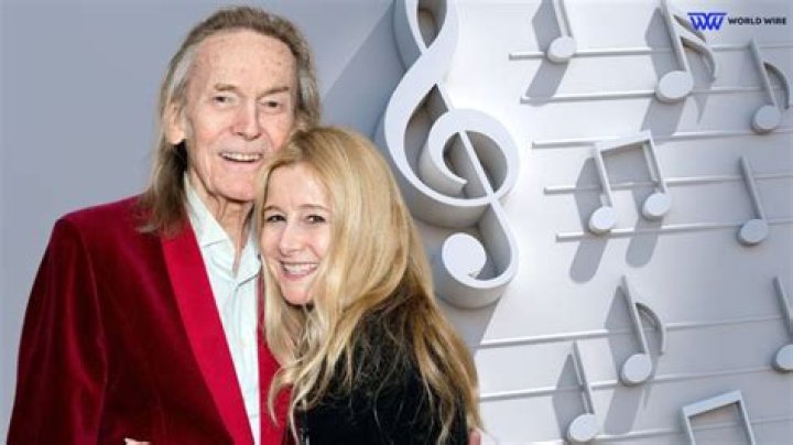 Millie Bavin (Chris Bavin Spouse) Wiki, Bio, Age, Height, Weight, Husband, Net Worth, Facts