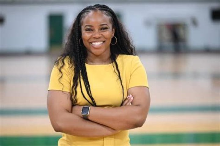 Miniminter Biography: Wikipedia, Age, Real Name, Height, Girlfriend, Games, Net Worth