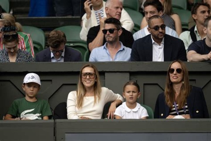 Miomir Kecmanovic: Girlfriend, Family, Prize Money & Net Worth