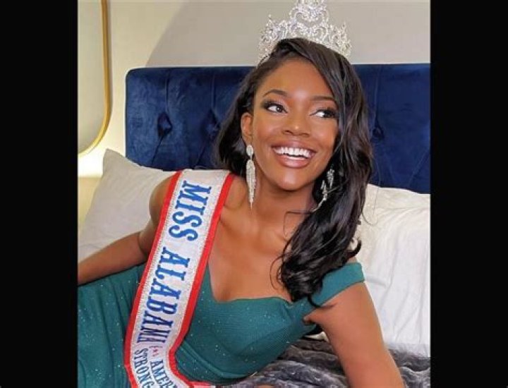 
Miss Alabama 2021: Zoe Sozo Bethel Car Accident In 2022 -What Happened To Her? 