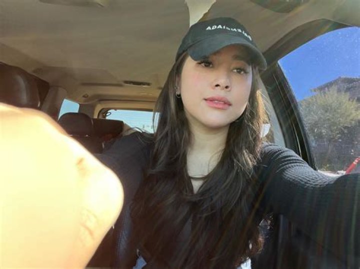 Moira Dela Torre Height, Weight, Net Worth, Age, Birthday, Wikipedia, Who, Nationality, Biography