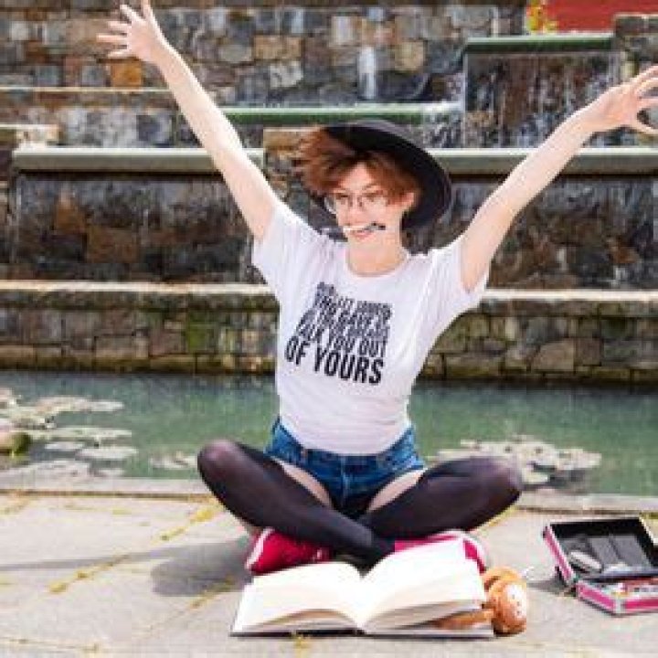 
Morgan Rae – Morganraecwc Height, Weight, Net Worth, Age, Birthday, Wikipedia, Who, Nationality, Biography 