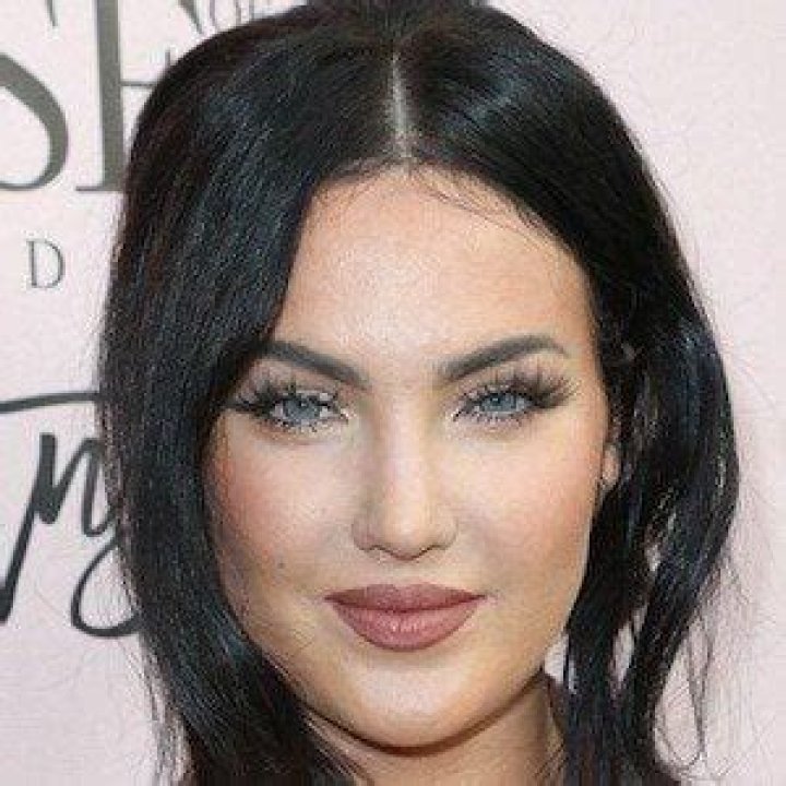 Natalie Halcro Height, Weight, Net Worth, Age, Birthday, Wikipedia, Who, Instagram, Biography