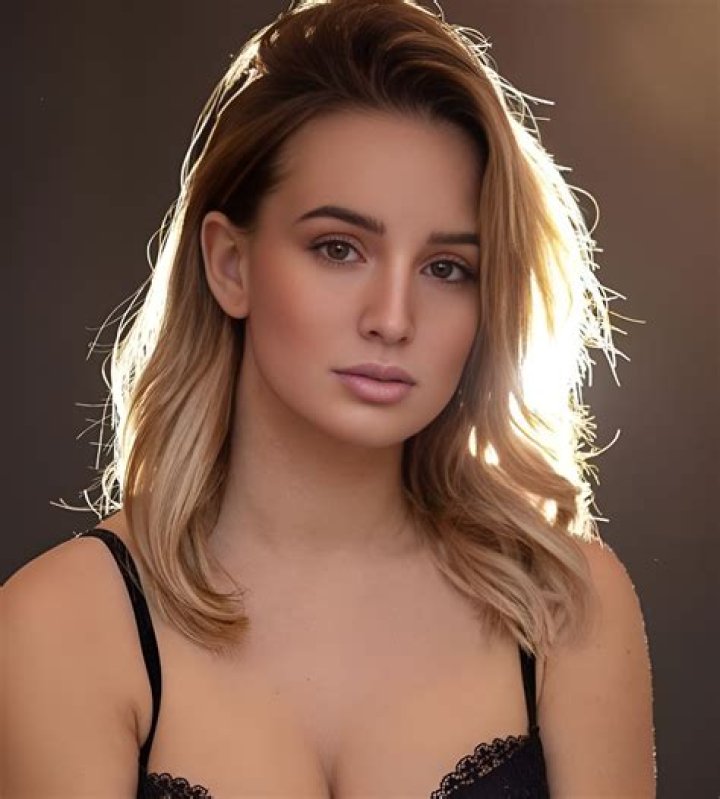 Natasha Marc Wikipedia, Age, Biography, Height, Boyfriend,Instagram