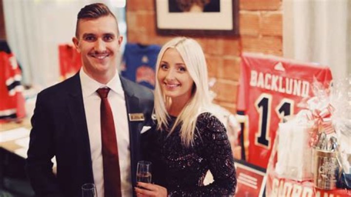 
NHL: Mikael Backlund Wife Frida Backlund, Son Oliver & Daughter Tillie Backlund 