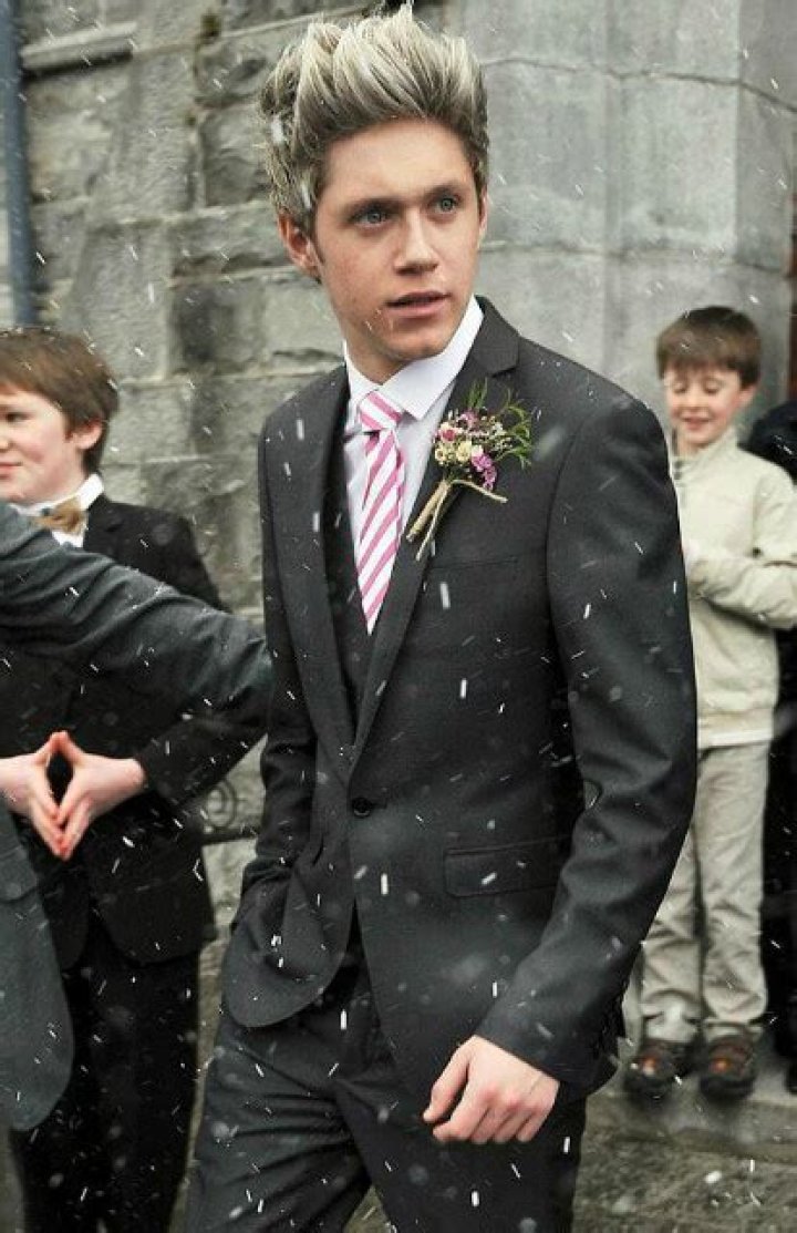Niall Horan Height, Weight, Body Measurements, Shoe Size