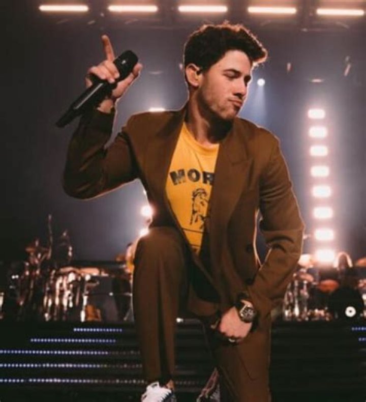 Nick Jonas Height, Weight, Body Measurements, Shoe Size