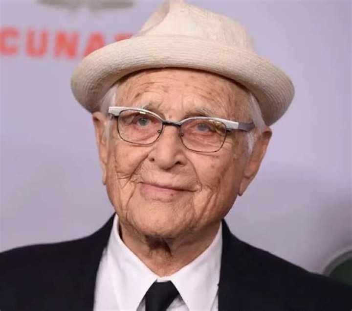 
Norman Lear Net Worth, Age, Birthday, Wikipedia, Who, Nationality, Biography 