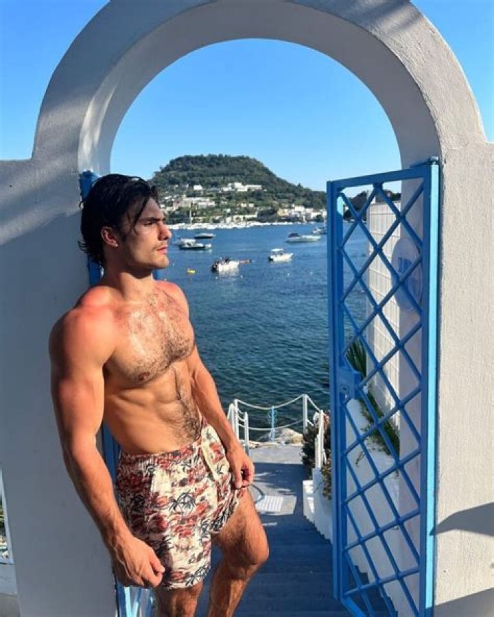 Pasha Grozdov Height, Weight, Net Worth, Age, Birthday, Wikipedia, Who, Instagram, Biography