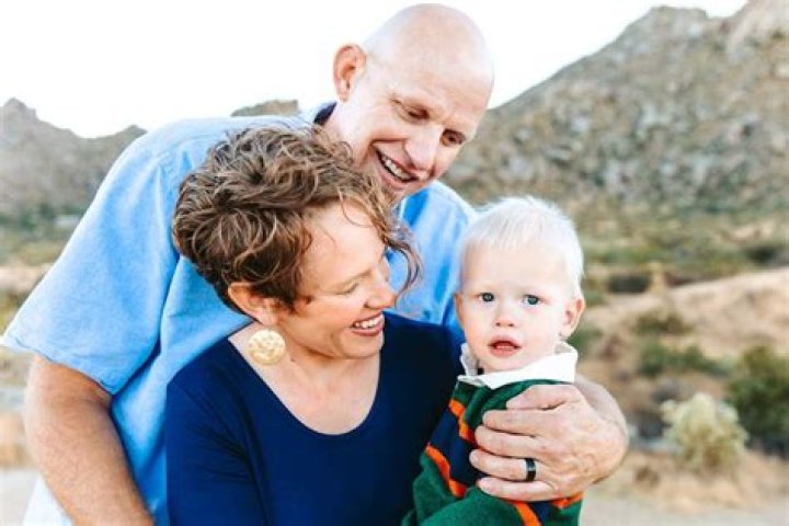 
Phoenix Mother Wanted to End Marriage Before Husband Killed Her and Their 3 Children, Friends Say 