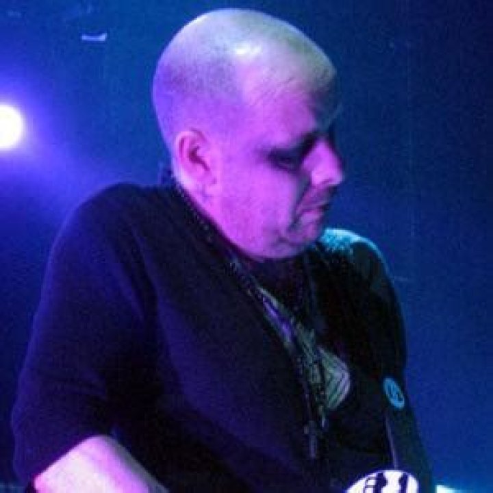 Porl Thompson Net Worth