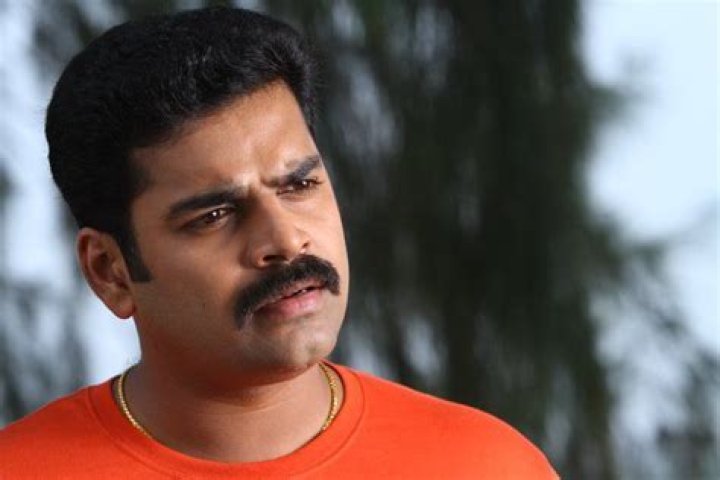 Pradeep Chandran Height, Weight, Net Worth, Age, Birthday, Wikipedia, Who, Instagram, Biography