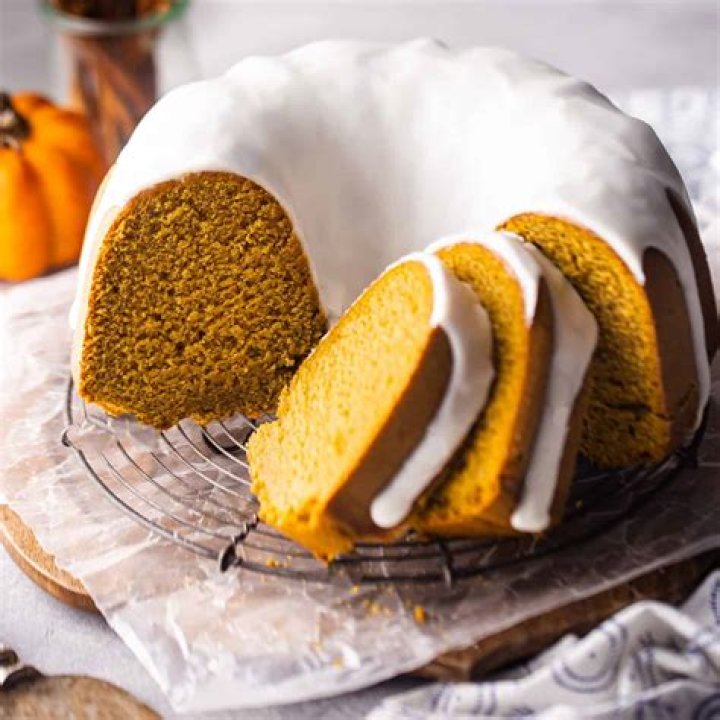 Best Pumpkin Bundt Cake - Celebrating Sweets