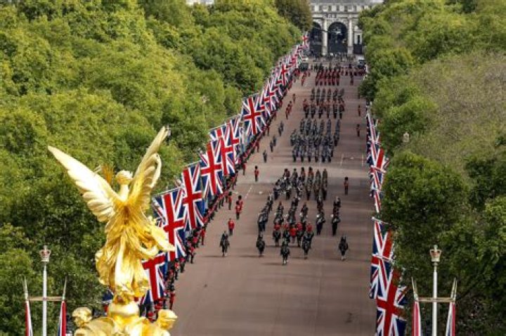 
Queen Funeral Procession Could Be Hit By Light Showers 