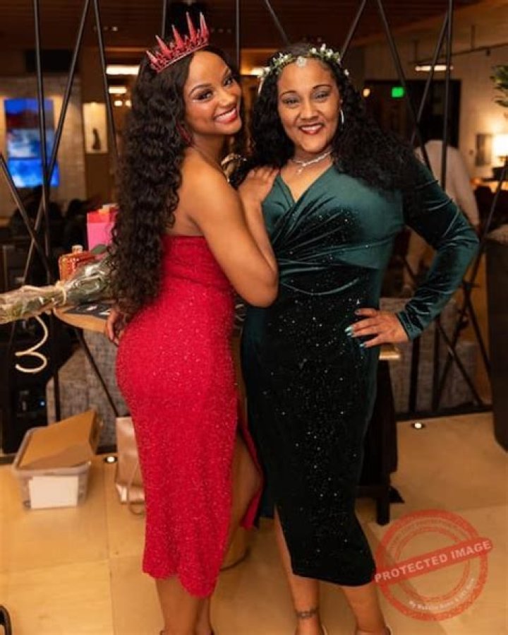 Raven Bowens Net Worth