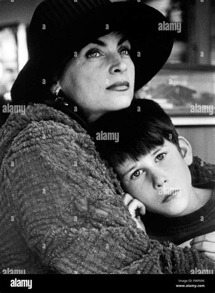 
Robert Allan Ackerman Age, Birthday, Wikipedia, Who, Nationality, Biography 