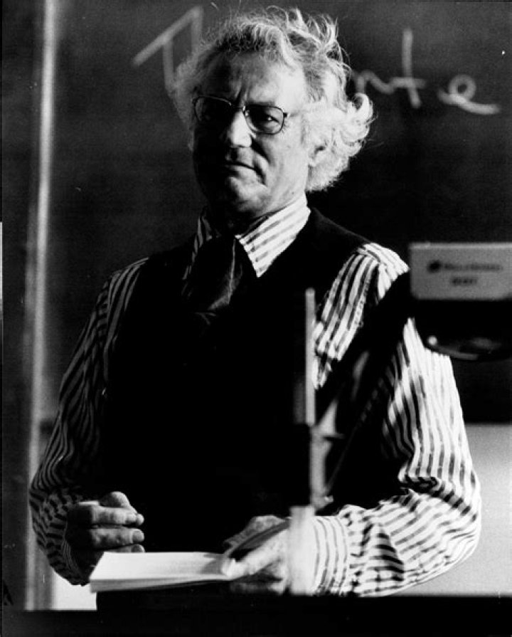 Robert Bly Net Worth