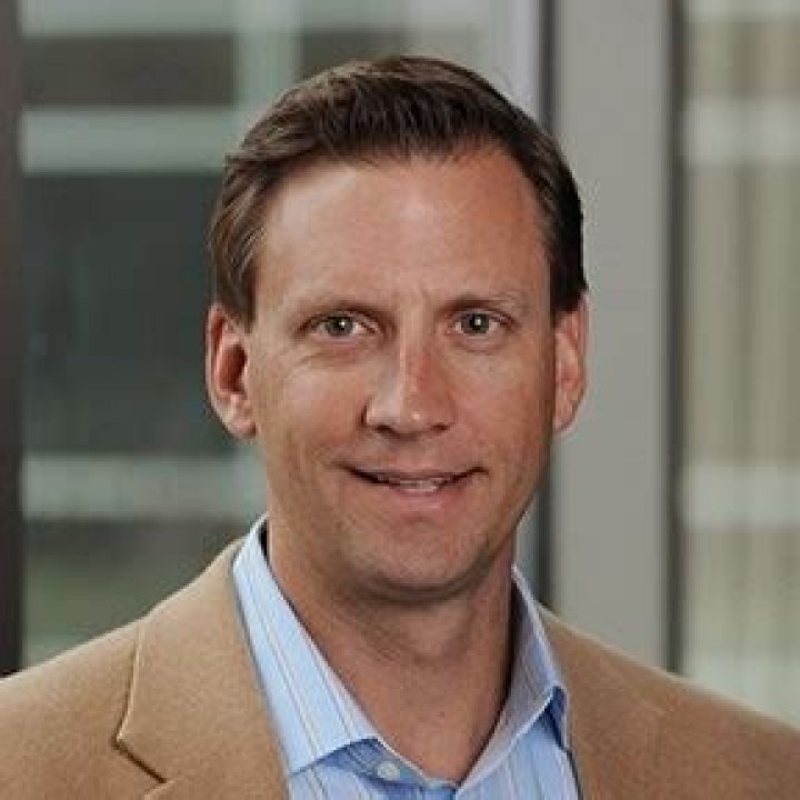 Robert Howell Net Worth