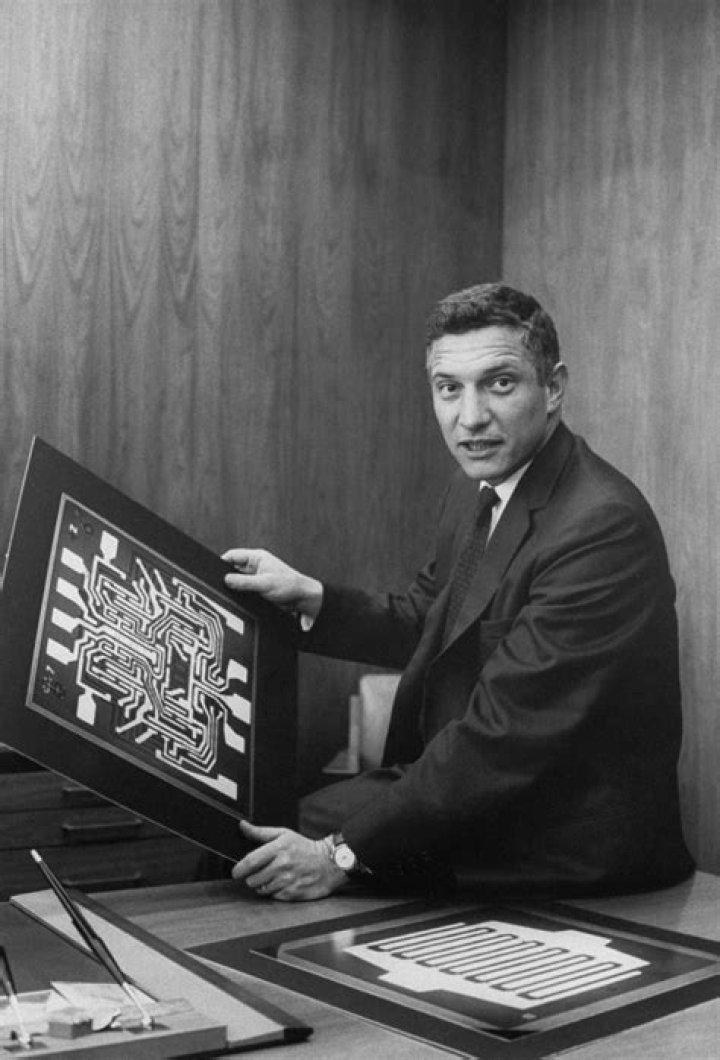 Robert Noyce Net Worth