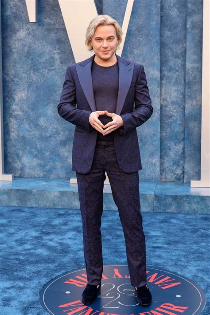 Who is Ronan Farrow Partner? Married To His Partner Or Still Dating Him?