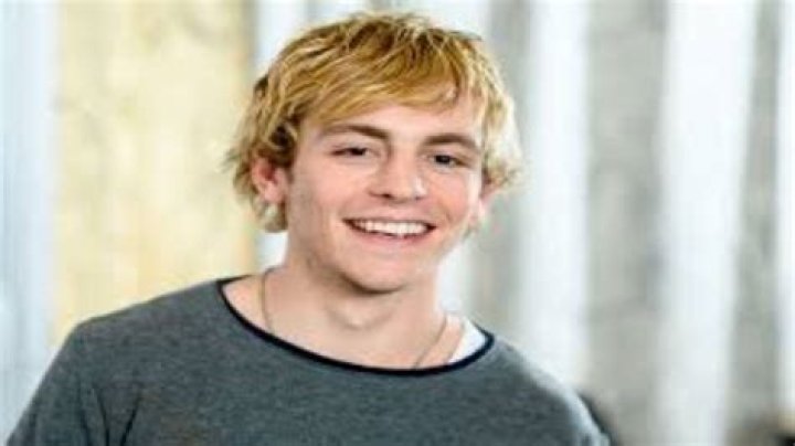 Ross Lynch Height, Weight, Body Measurements, Shoe Size