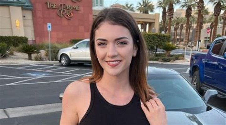 
Ruby De Rossi Height, Weight, Net Worth, Age, Birthday, Wikipedia, Who, Instagram, Biography 