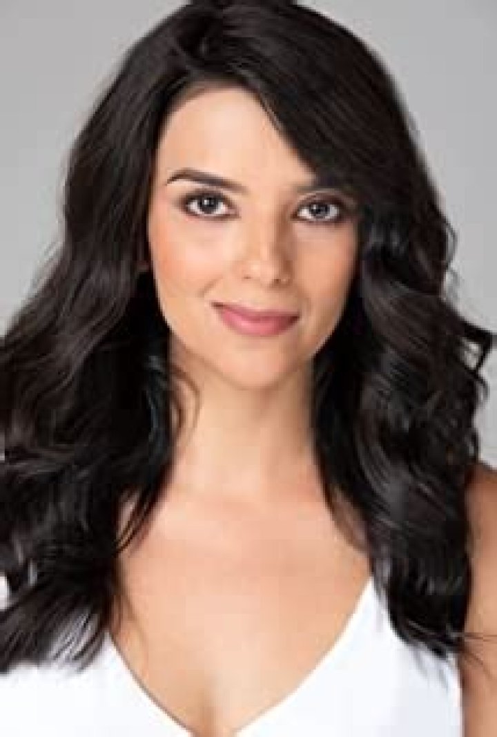 Saba Homayoon Net Worth