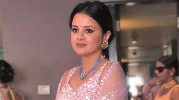 Sakshi Mihir Height, Weight, Net Worth, Age, Birthday, Wikipedia, Who, Nationality, Biography